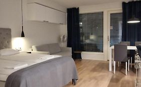 Silent Apartment With Balcony